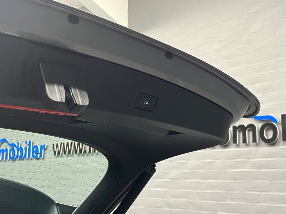 Audi Q4 e-tron 50 S-line quattro 5d