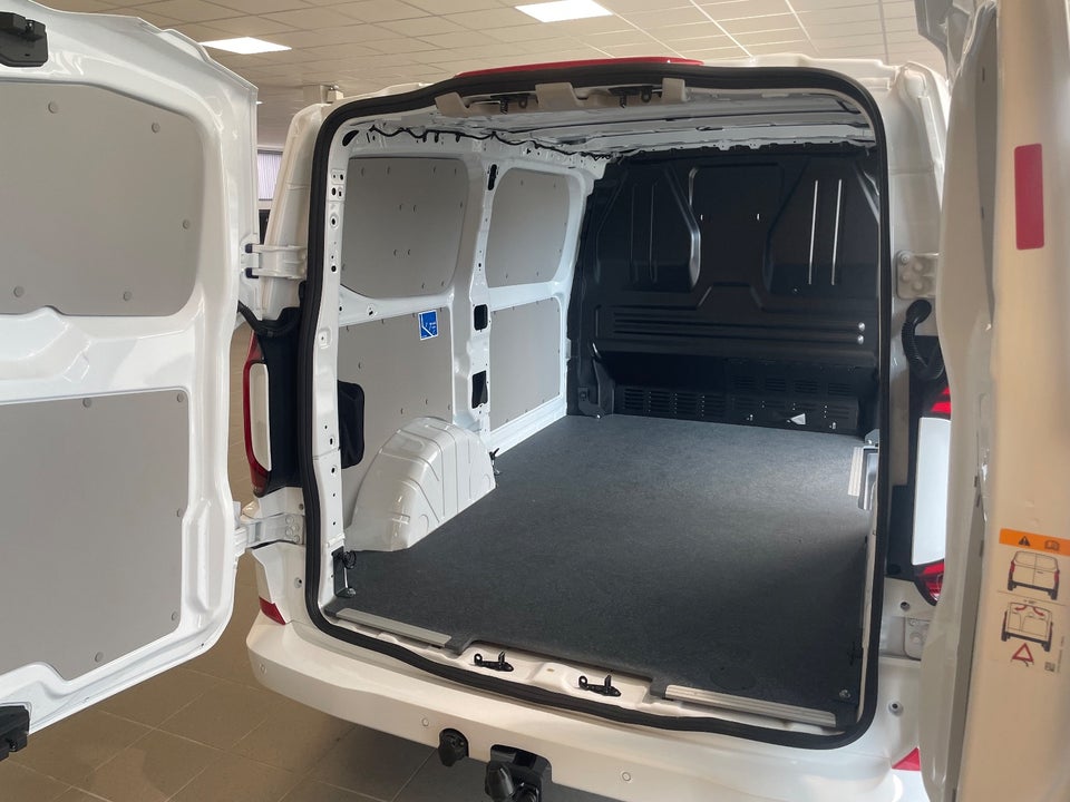 VW e-Transporter Comfort Kassevogn SWB