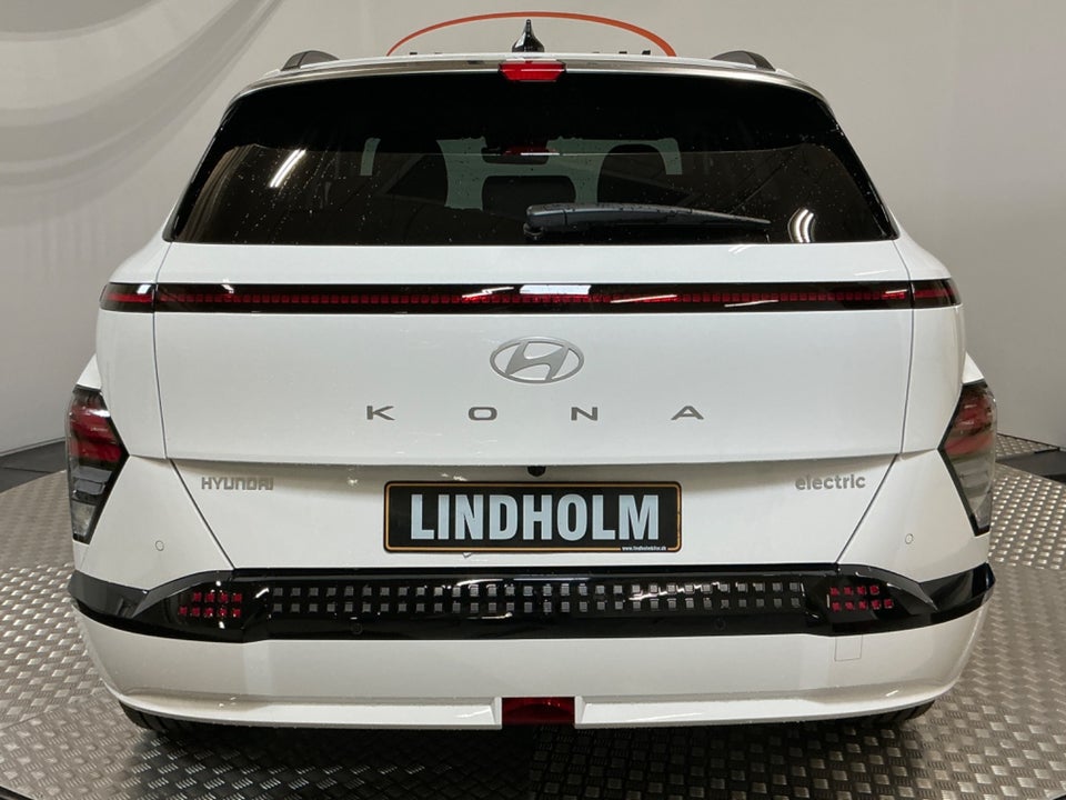 Hyundai Kona 65 EV Essential 5d