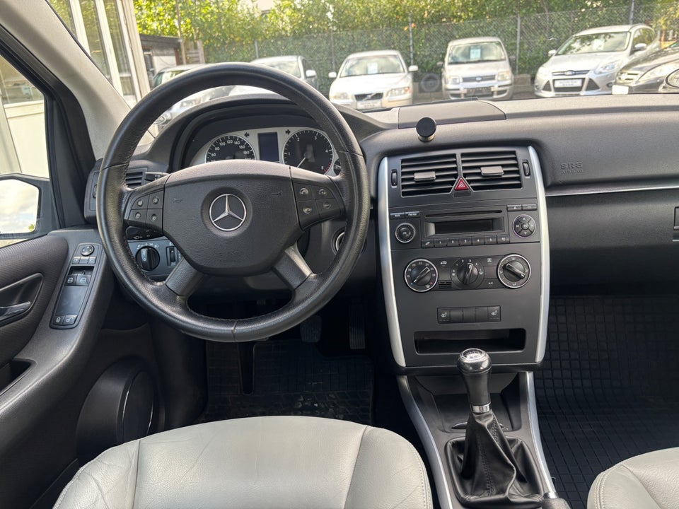 Mercedes B180 2,0 CDi 5d