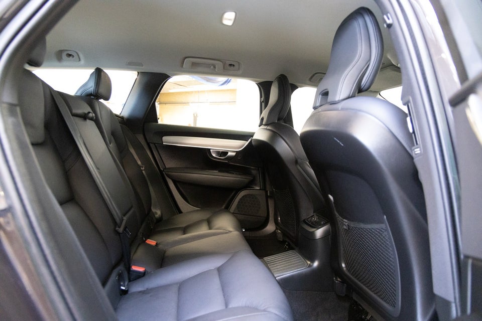 Volvo V90 2,0 T6 ReCharge Plus Dark aut. AWD 5d