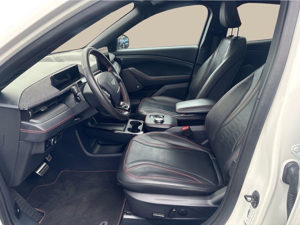 Ford Mustang Mach-E 91 Premium Extended Range AWD 5d