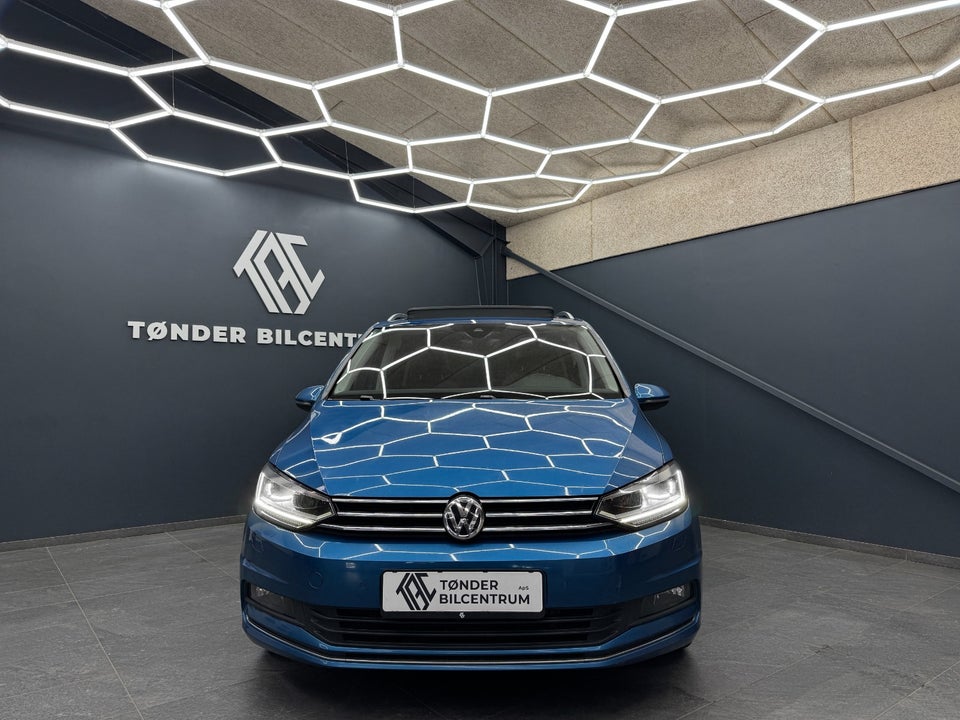 VW Touran 2,0 TDi 190 Highline DSG 7prs 5d