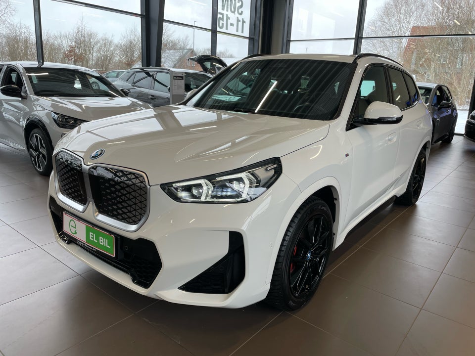 BMW iX1 eDrive20 M-Sport 5d
