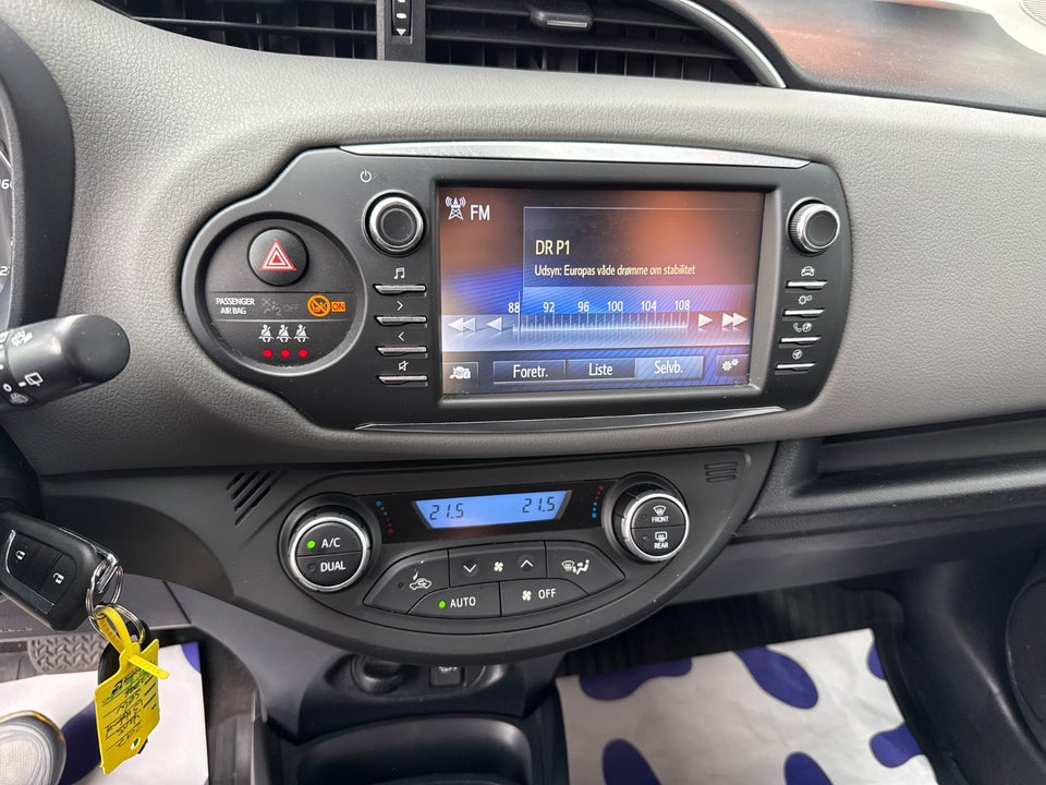 Toyota Yaris 1,5 Hybrid H2 Limited e-CVT 5d