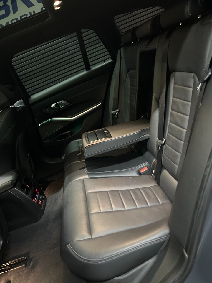 BMW 330d 3,0 Touring M-Sport xDrive aut. 5d