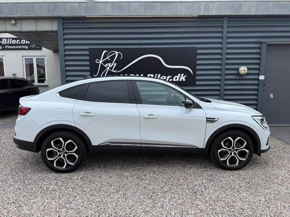 Renault Arkana 1,6 E-Tech Intens 5d