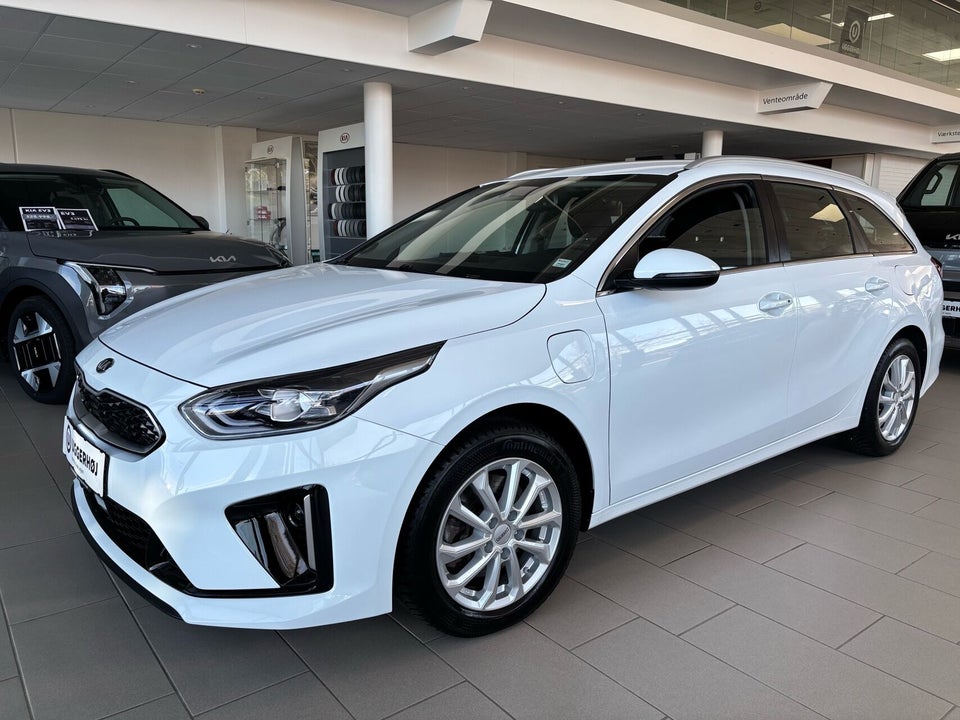 Kia Ceed 1,6 PHEV Prestige SW DCT 5d