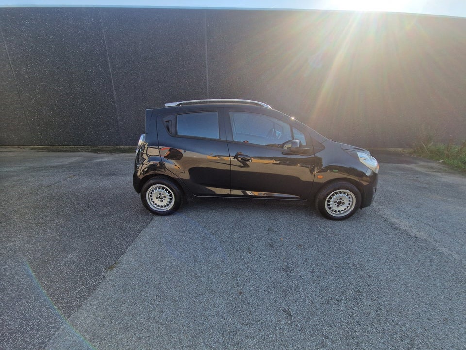 Chevrolet Spark 1,0 LE 5d