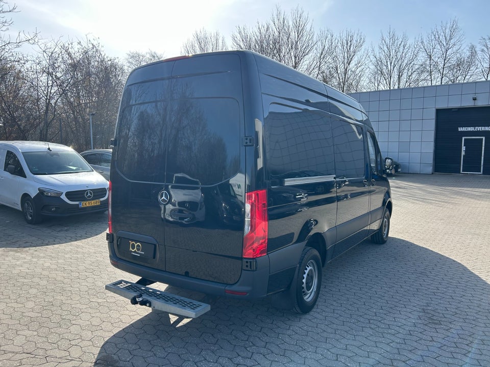 Mercedes Sprinter 317 2,0 CDi A2 Kassevogn aut. RWD