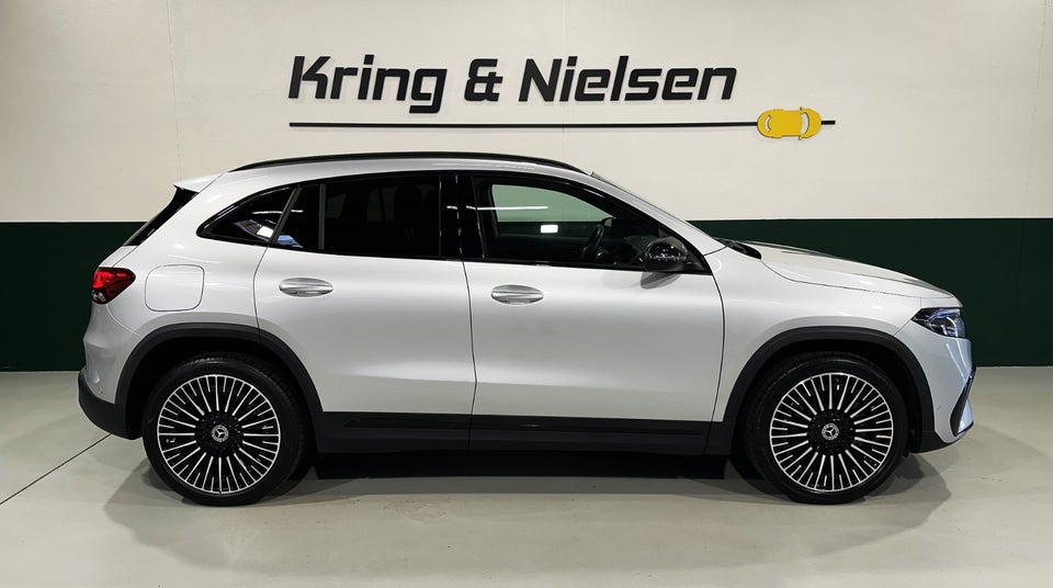 Mercedes EQA350 AMG Line 4Matic 5d