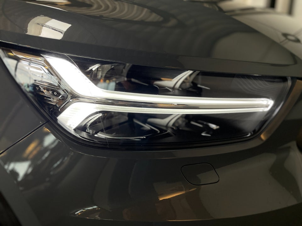 Volvo XC40 1,5 T5 ReCharge Inscription aut. 5d