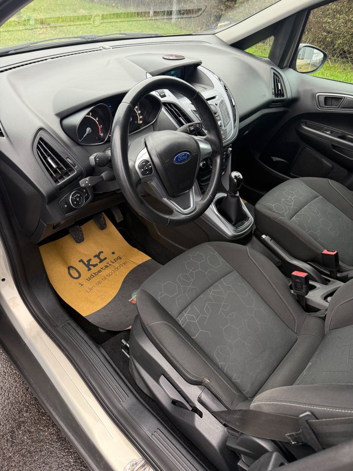 Ford B-MAX 1,0 SCTi 100 Titanium 5d