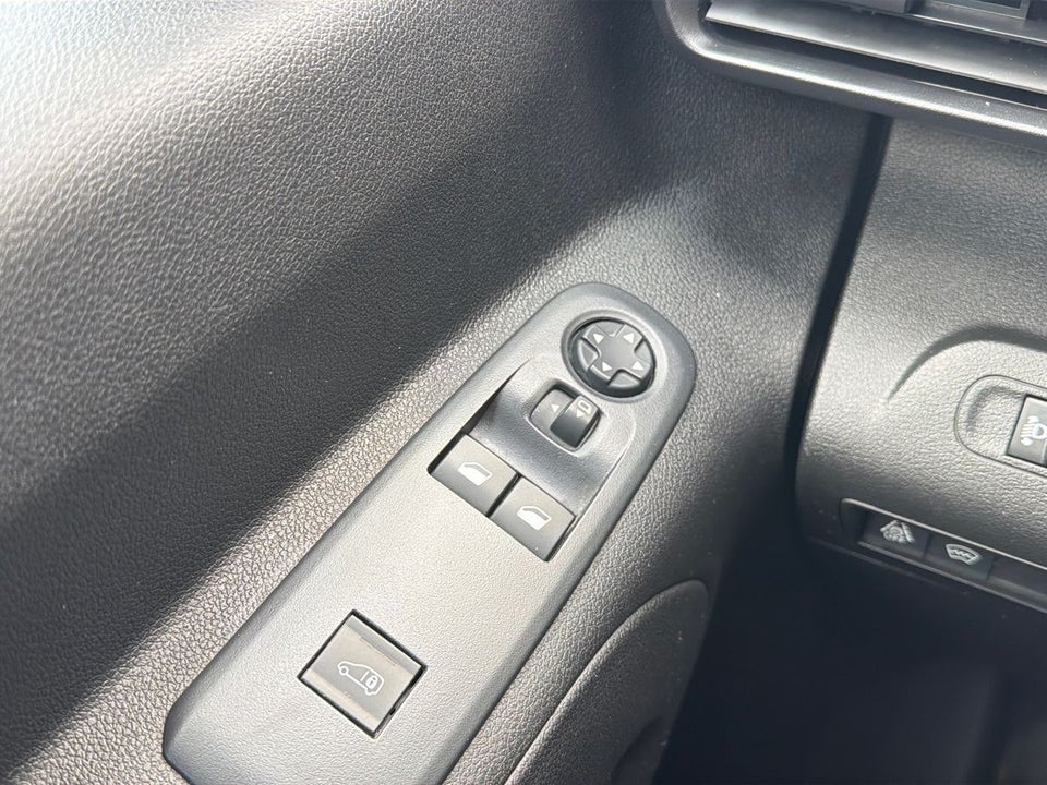 Peugeot Partner 1,5 BlueHDi 100 L1V1 Plus Van