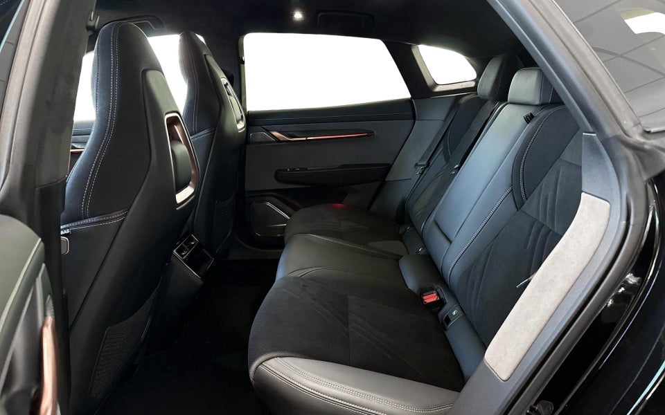 Zeekr 001 Performance AWD 5d