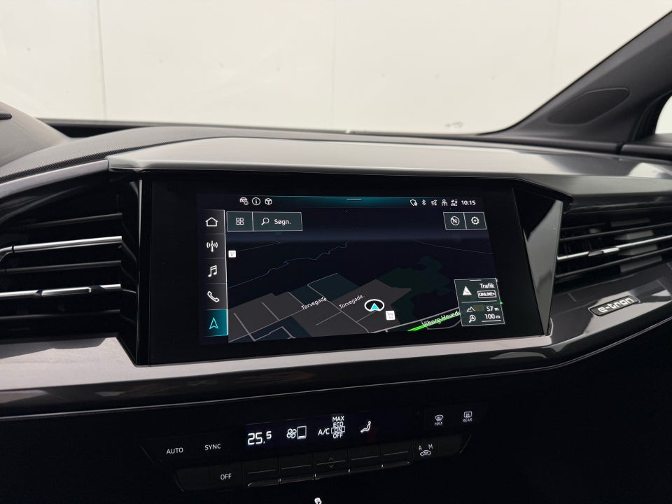 Audi Q4 e-tron 40 S-line 5d