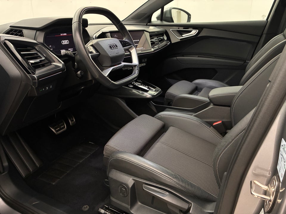 Audi Q4 e-tron 40 S-line Sportback 5d