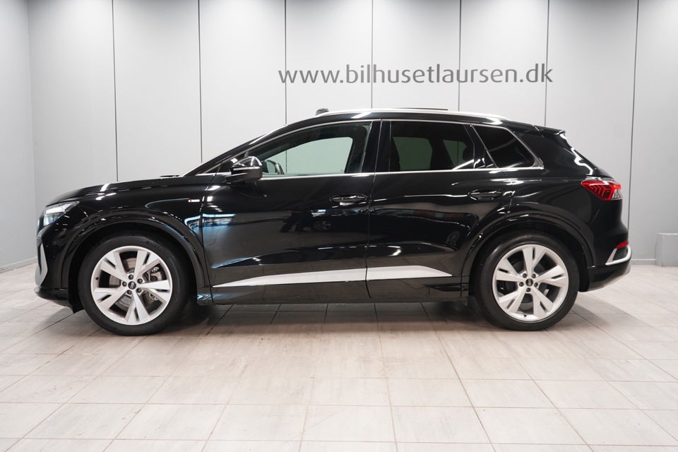 Audi Q4 e-tron 45 S-line 5d
