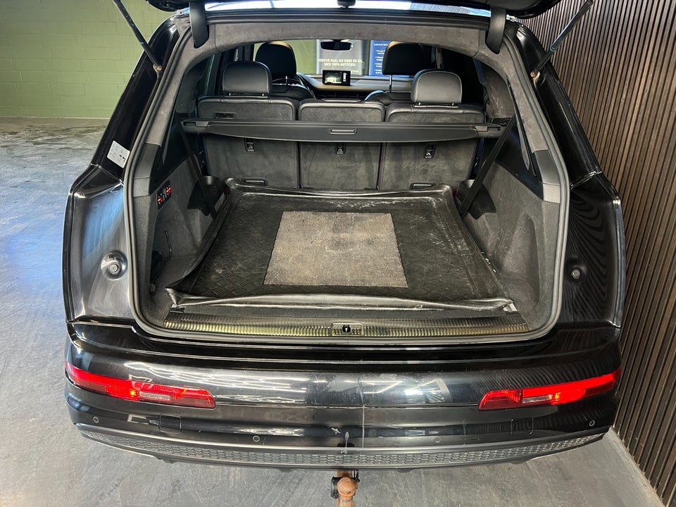 Audi Q7 3,0 TDi 272 quattro Tiptr. 7prs 5d