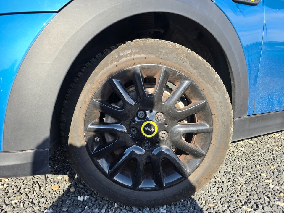 MINI Cooper SE Classic Trim 3d