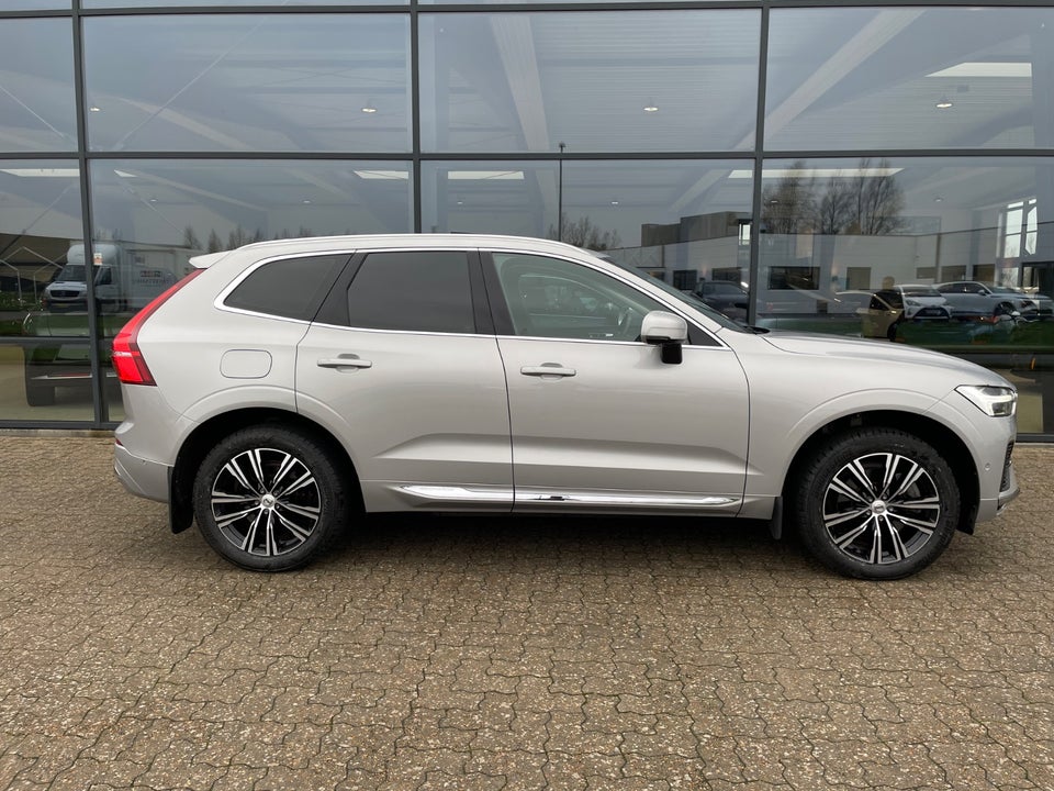 Volvo XC60 2,0 T8 ReCharge Inscription aut. AWD 5d