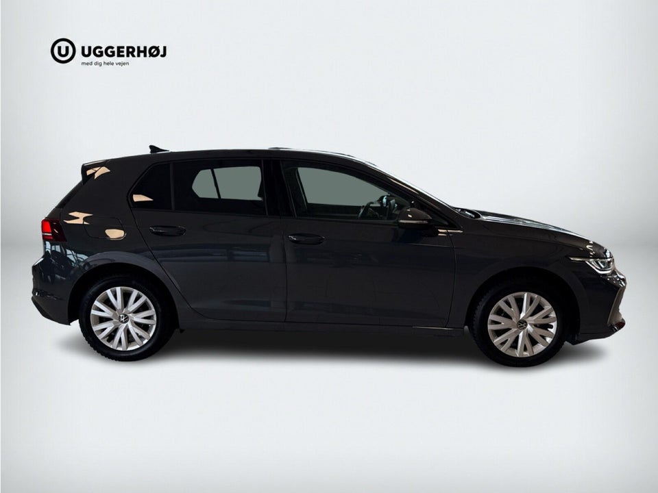 VW Golf VIII 1,5 eTSi 150 Life DSG 5d