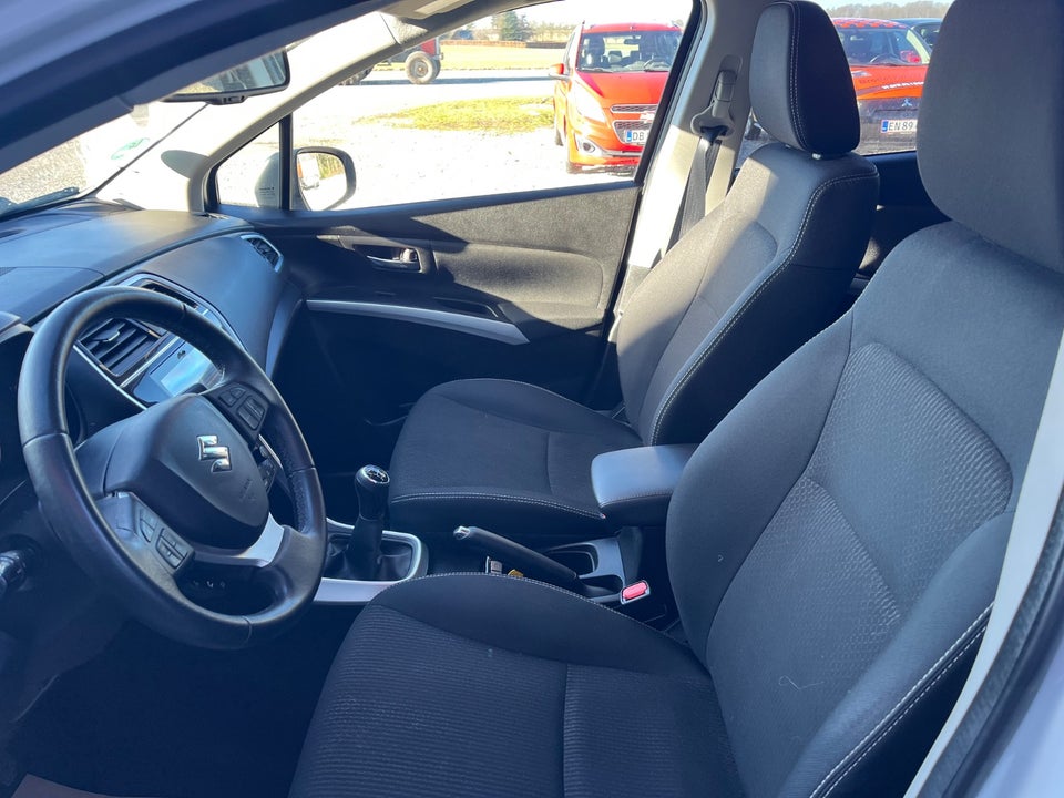 Suzuki S-Cross 1,0 Boosterjet Active 5d