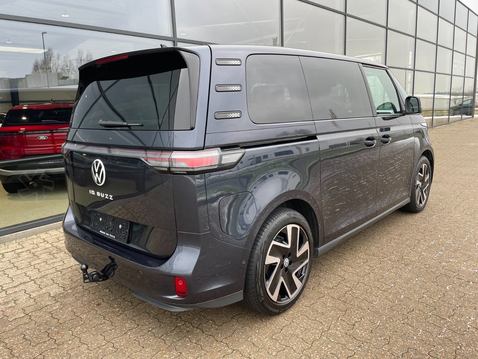 VW ID.Buzz 77 Style SWB 5d