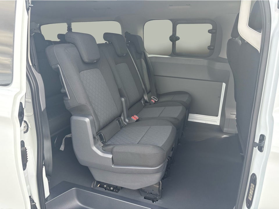 VW e-Caravelle 64 Basis LWB
