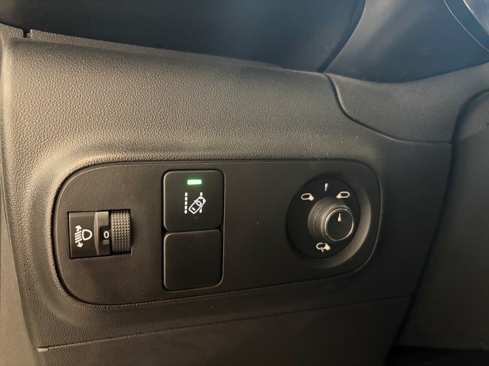 Citroën C3 1,5 BlueHDi 100 Shine 5d