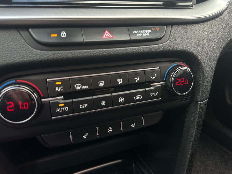 Kia Ceed 1,0 T-GDi Prestige SW 5d