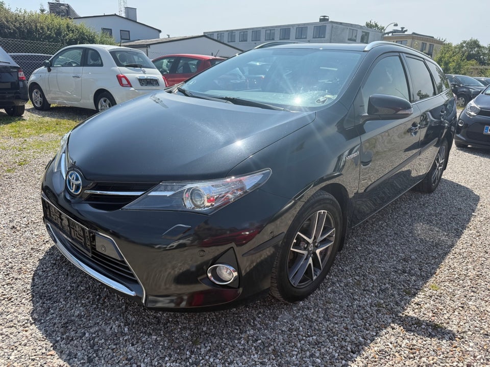 Toyota Auris 1,8 Hybrid H2 Premium Touring Sports CVT 5d