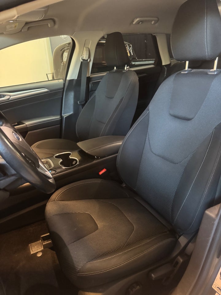 Ford Mondeo 2,0 TDCi 180 Titanium aut. 5d