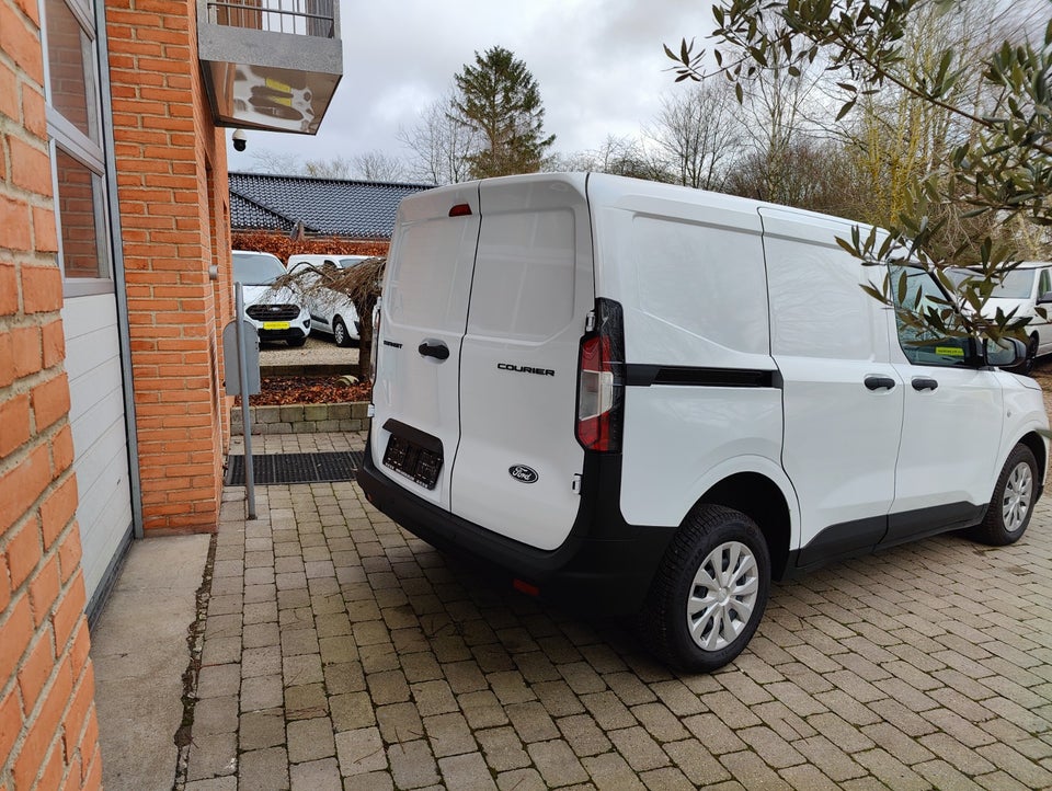 Ford Transit Courier 1,5 EcoBlue Trend