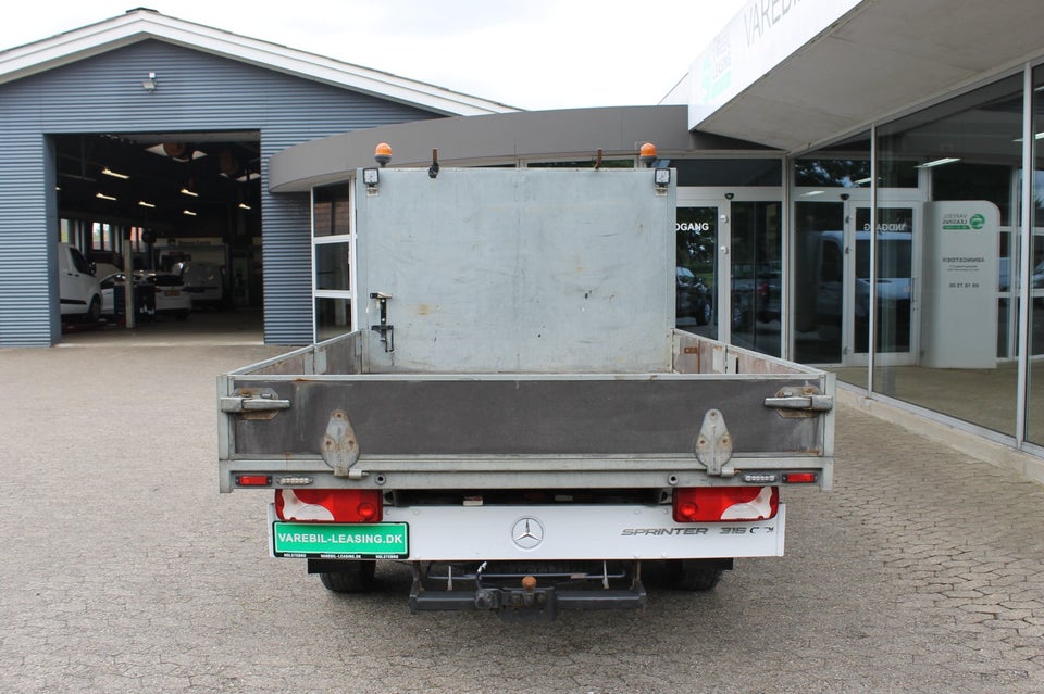 Mercedes Sprinter 316 2,2 CDi A3 Chassis RWD 2d