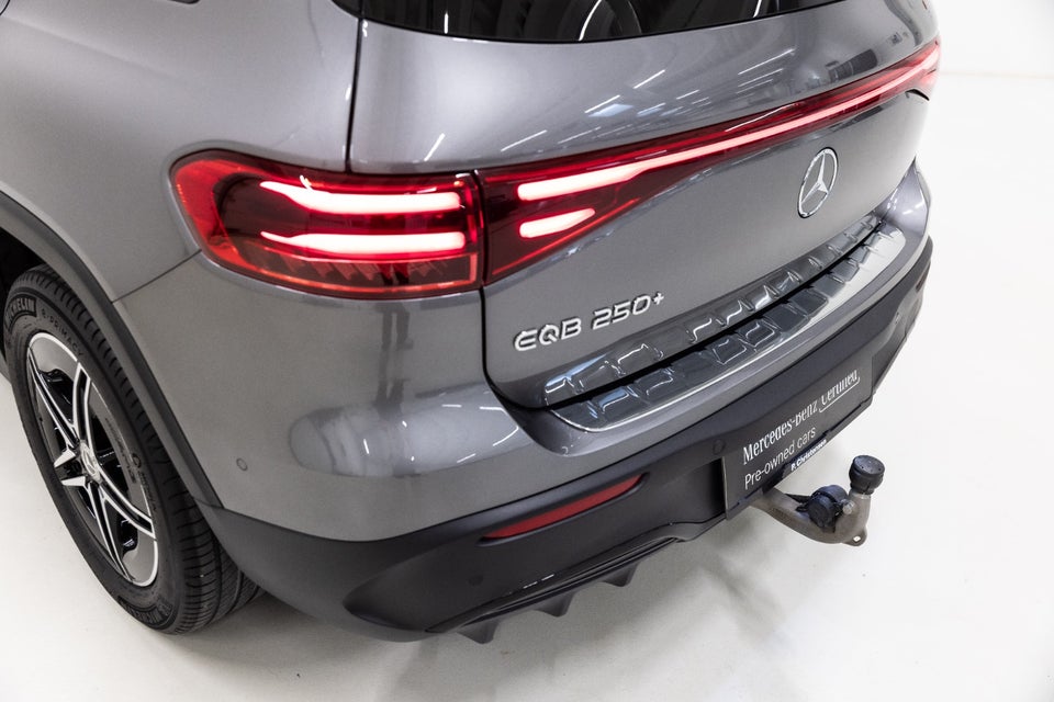 Mercedes EQB250+ AMG Advance Plus 5d