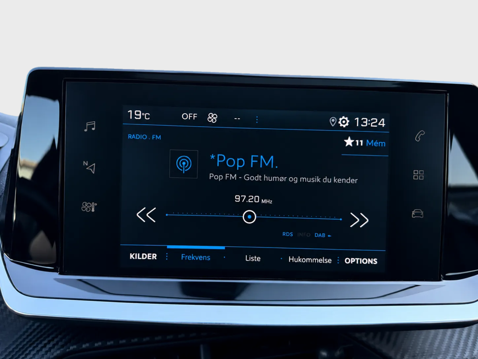 Peugeot 208 1,2 PureTech 100 Allure Sky 5d