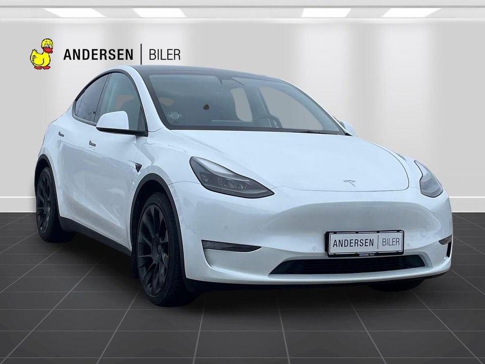 Tesla Model Y Long Range AWD 5d