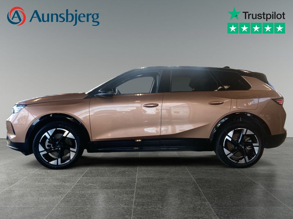 Opel Grandland-e 73 GS Sky 5d