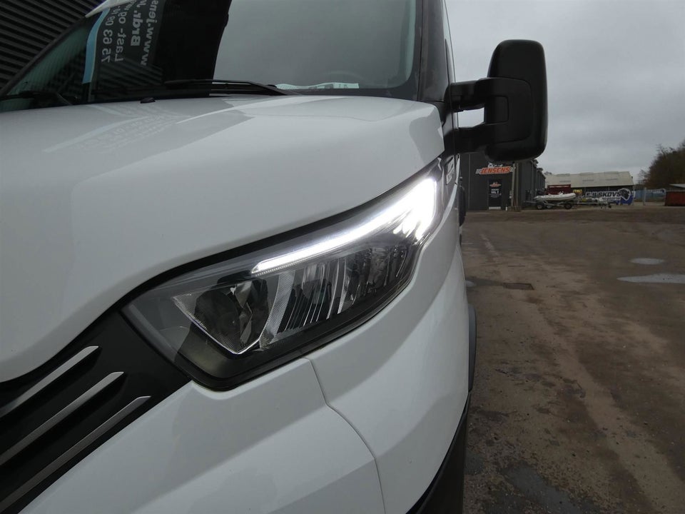 Iveco Daily 3,0 35S18 12m³ Van AG8