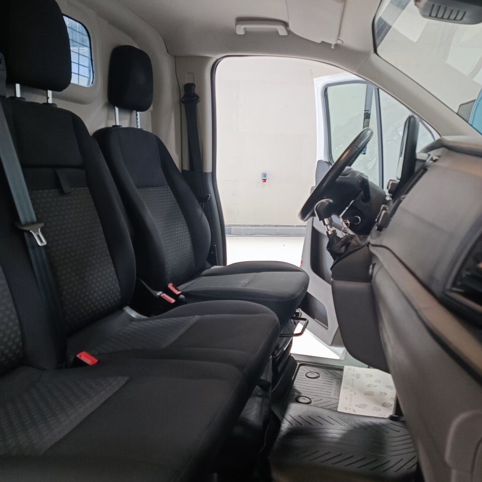 Ford Transit Custom 300 L1 2,0 TDCi 130 Trend