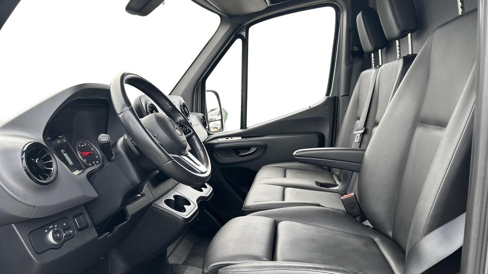 Mercedes Sprinter 317 2,0 CDi A3 Kassevogn aut. RWD