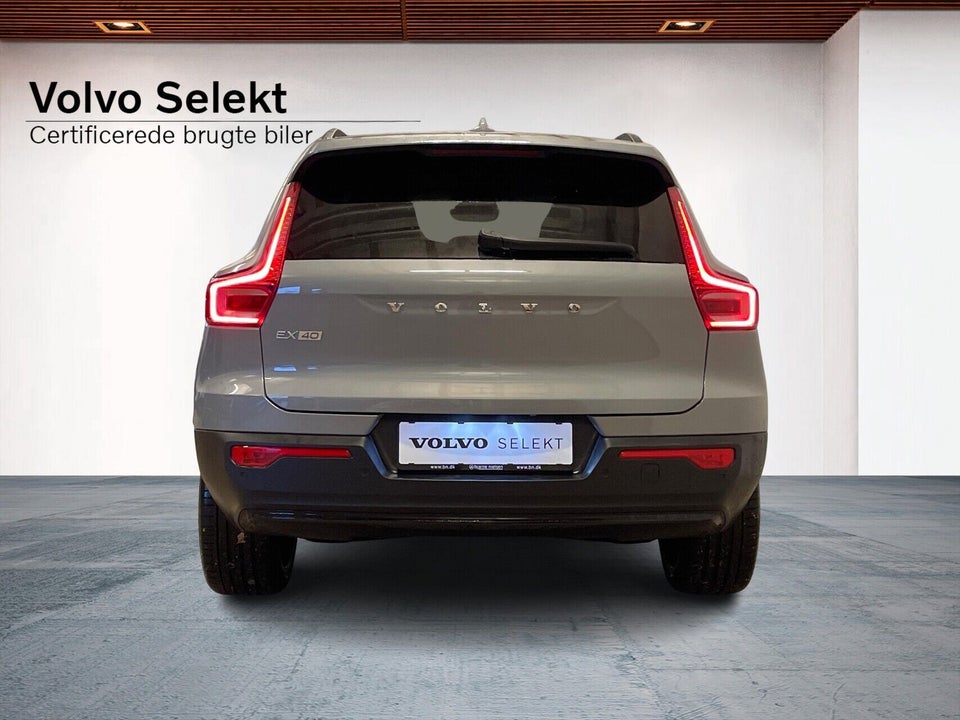 Volvo EX40 Extended Range Core 5d