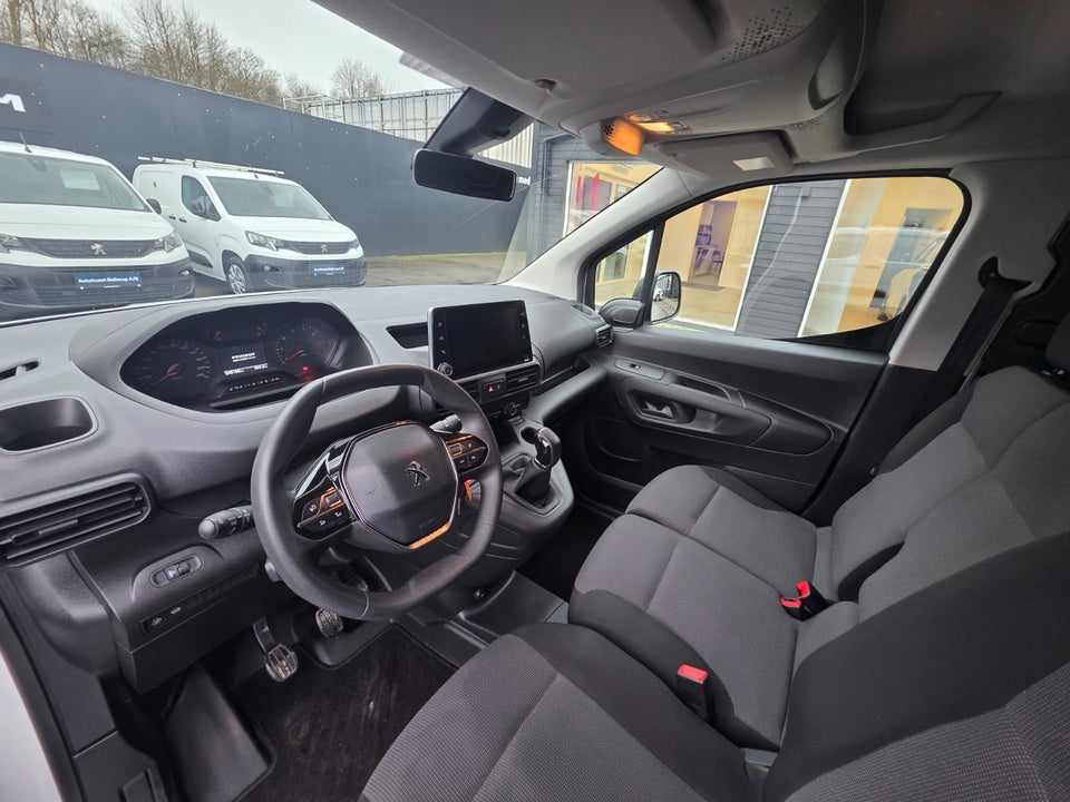 Peugeot Partner 1,5 BlueHDi 100 L2V2 Ultimate Van