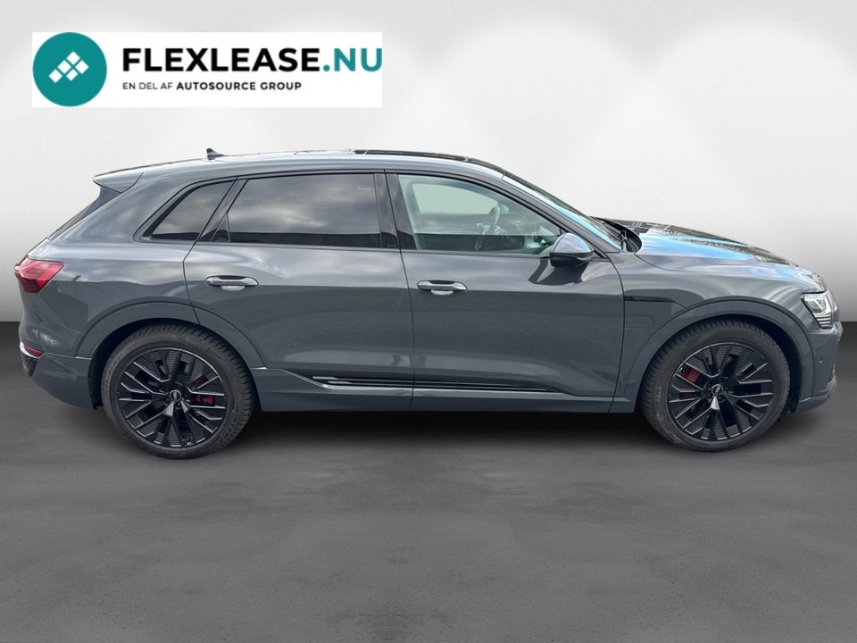Audi Q8 e-tron 50 S-line quattro 5d