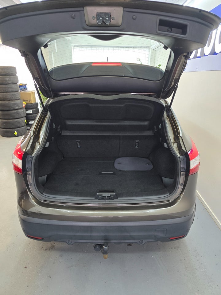 Nissan Qashqai 1,2 Dig-T 115 Acenta 5d