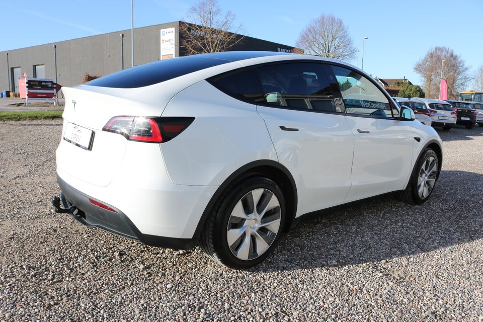 Tesla Model Y Long Range RWD 5d