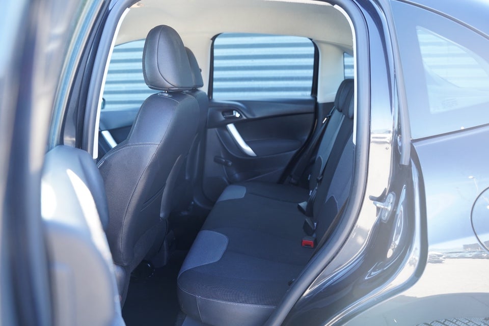 Citroën C3 1,4 HDi Attraction 5d