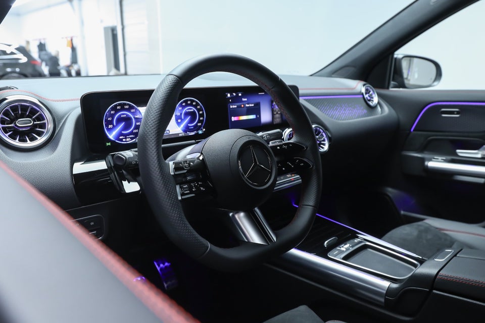 Mercedes EQA250+ AMG Advance 5d