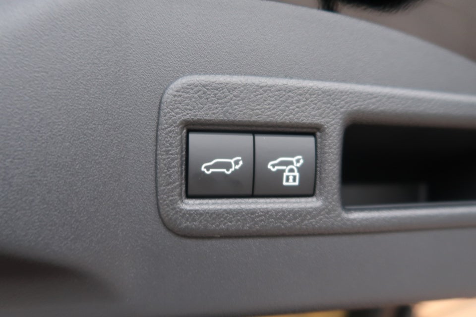 Toyota bZ4X Executive 5d